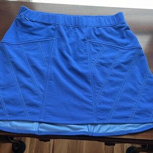 Title nine women’s L athletic skirt, periwinkle blue elastic waist short lined